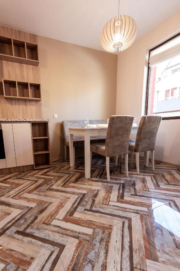 Bright 1Bdr Apartment With A Balcony Sofia Exteriör bild